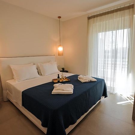 La Mer Bleue Beachfront Boutique Apartments Vrahati Buitenkant foto