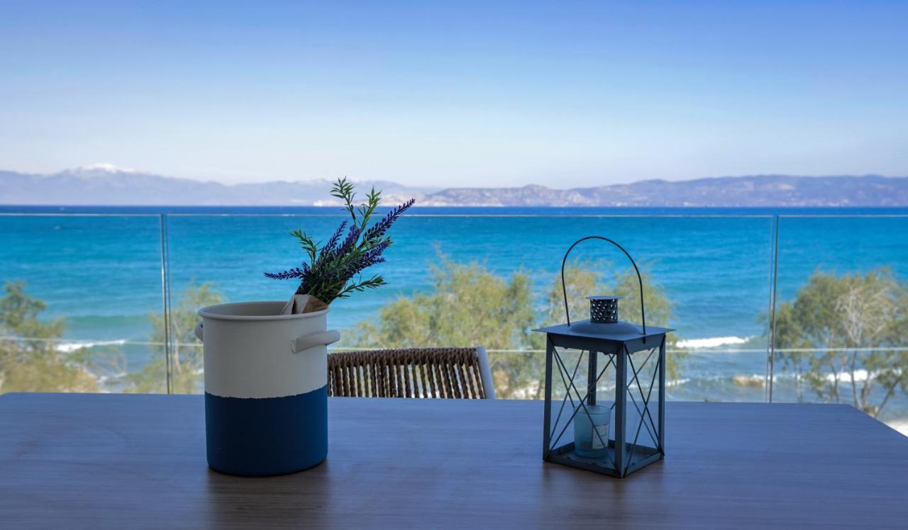La Mer Bleue Beachfront Boutique Apartments Vrahati Buitenkant foto
