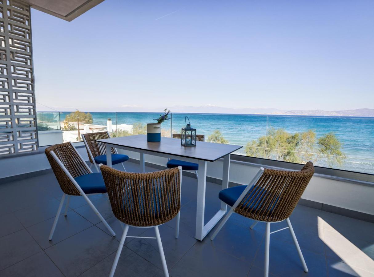 La Mer Bleue Beachfront Boutique Apartments Vrahati Buitenkant foto